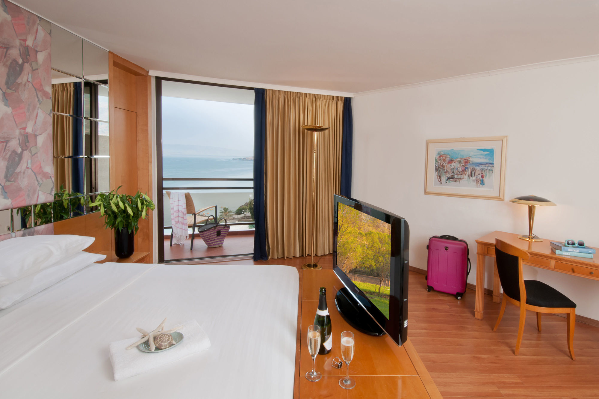 Leonardo Plaza Hotel Tiberias Exteriör bild